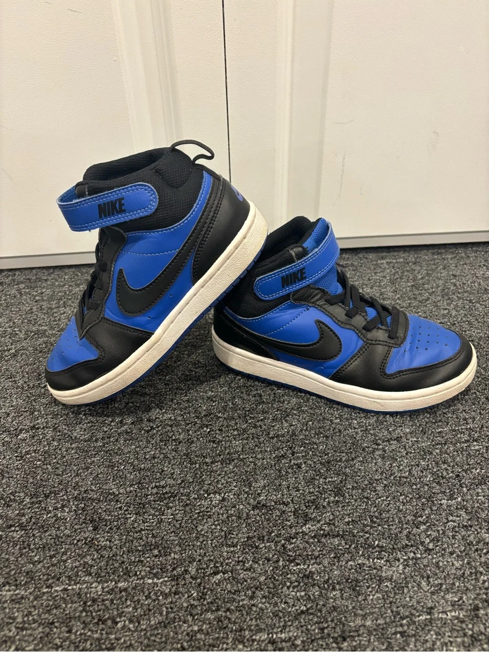Nike Court Borough Mid Size 13.5